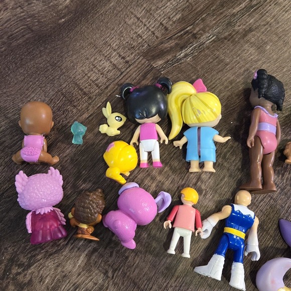 Junk Drawer Bottom of the Toy Box Assorted Dolls Animals Figures - Picture 6 of 8